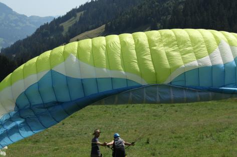 Büroausflug, Gleitschirm, H+R Architekten 