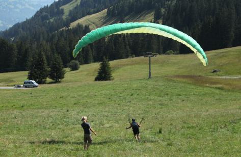 Büroausflug, Gleitschirm, H+R Architekten 