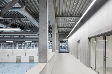 Hindelbank Turnhalle und Aula