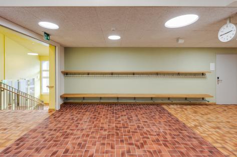 Schulhaus Steindler, Unterseen