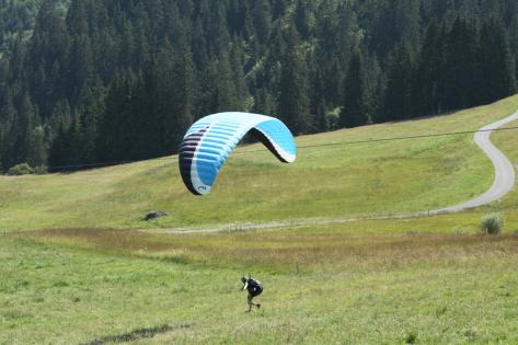 Büroausflug, Gleitschirm, H+R Architekten 
